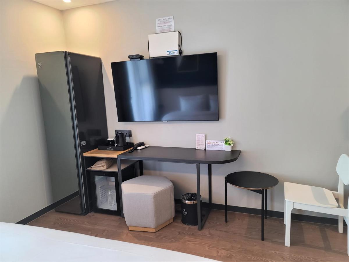 Hound Hotel Busan Station Екстериор снимка